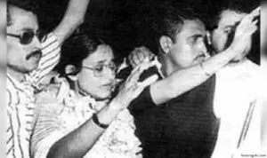 স্বৈরশাসন : শেখ হাসিনার নেতৃত্বে গণতন্ত্র পুনরুদ্ধারের সংগ্রাম 8 স্বৈরশাসন : শেখ হাসিনার নেতৃত্বে গণতন্ত্র পুনরুদ্ধারের সংগ্রাম