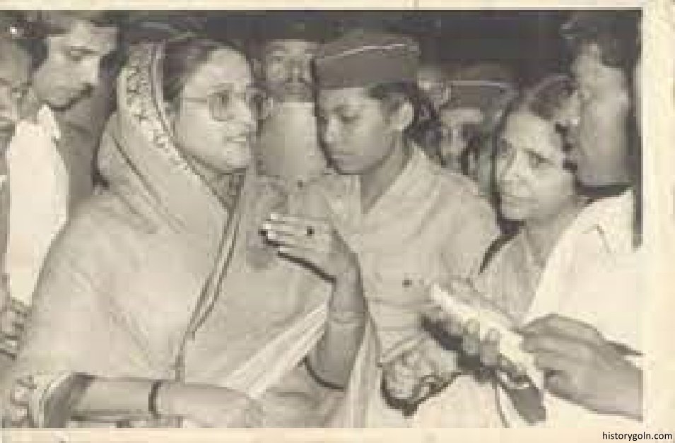 নারীর মর্যাদা ও অধিকার 