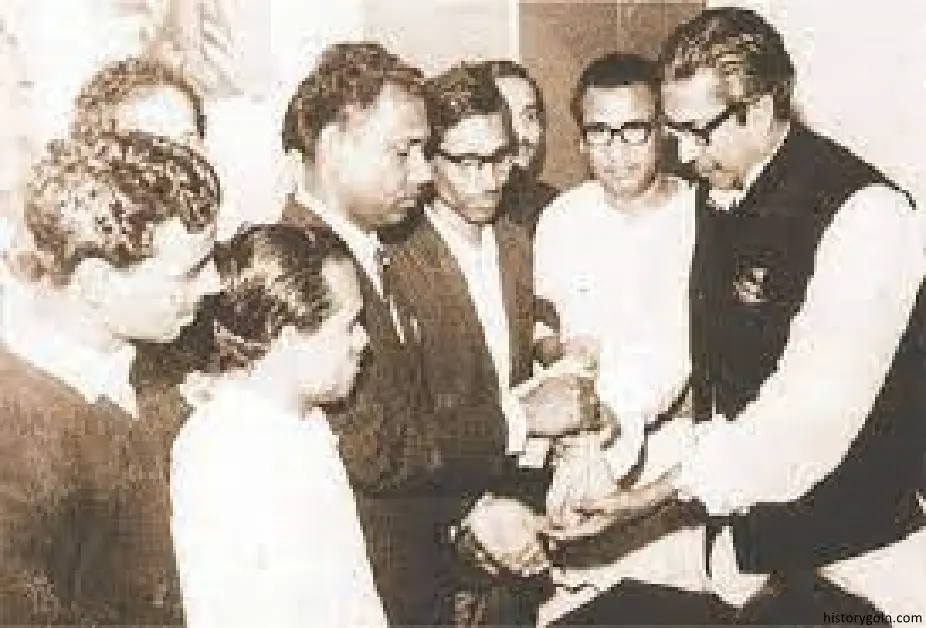 সংকটমোচন ও সমৃদ্ধ ভবিষ্যৎ বিনির্মাণে আওয়ামী লীগের রূপকল্প (ভিশন ২০২১) ২০২১ সাল নাগাদ কেমন বাংলাদেশ দেখতে চাই
